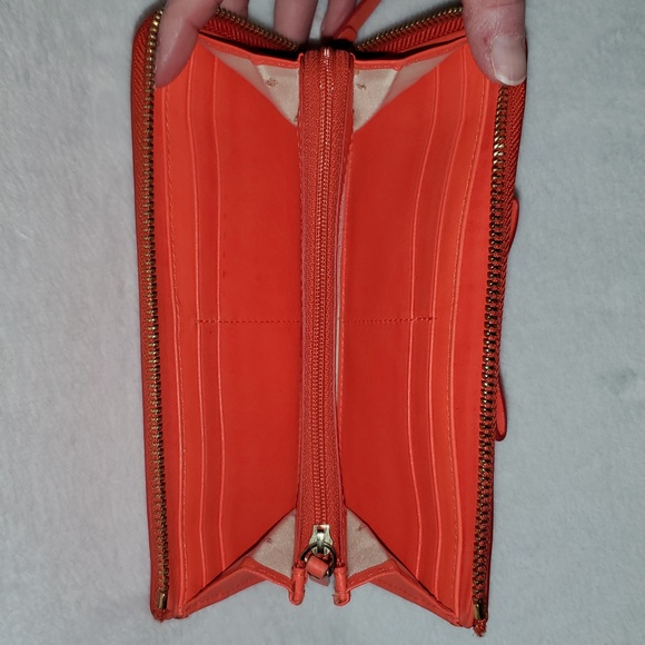 Kate Spade New York Bow Terrace Nisha Continental Wallet - Picture 6 of 16